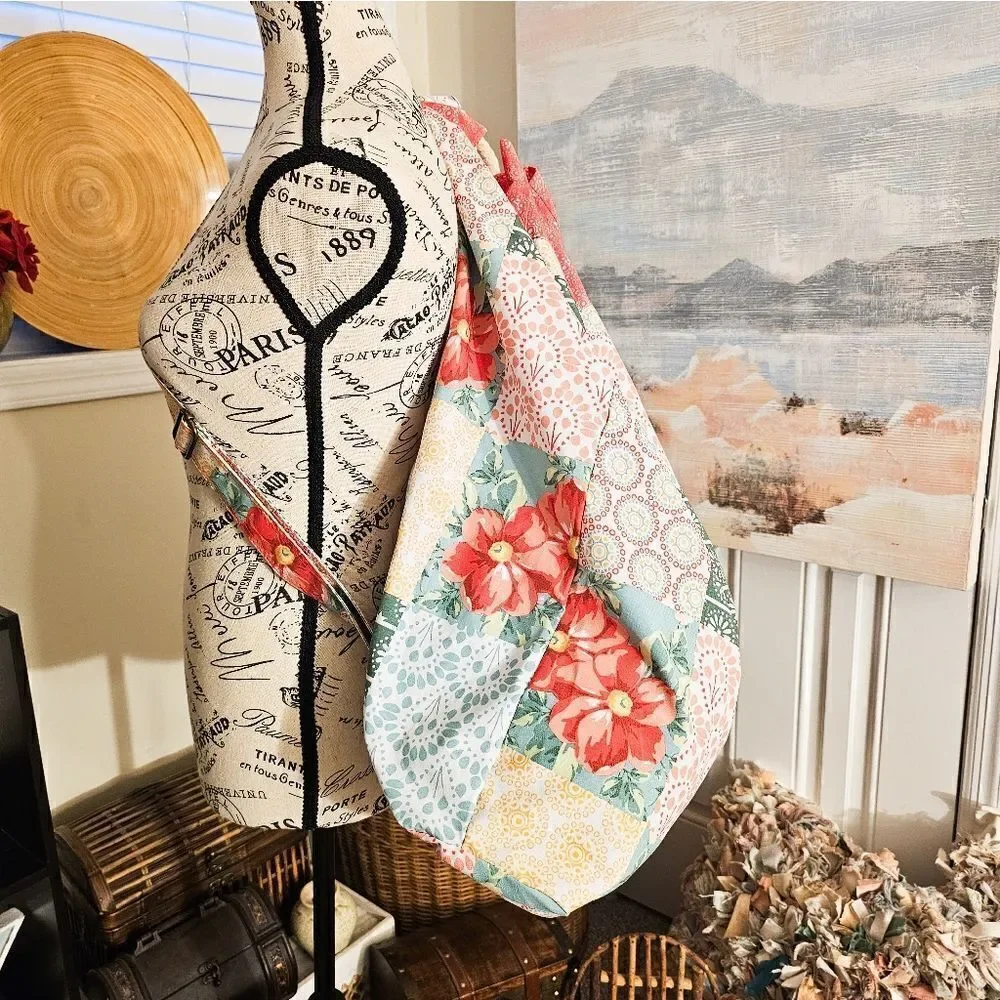 Pioneer Woman Lightweight Cottagecore Rope Closure Boho Bag